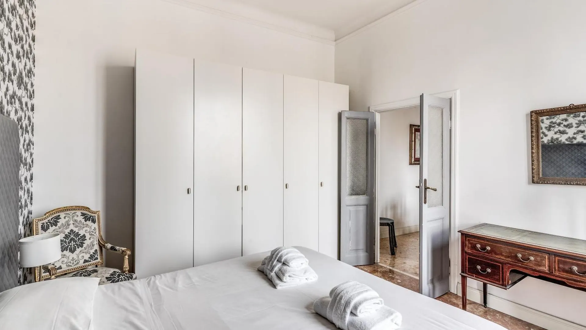 Lovely Renovated Flat By Vatican Rome Italy