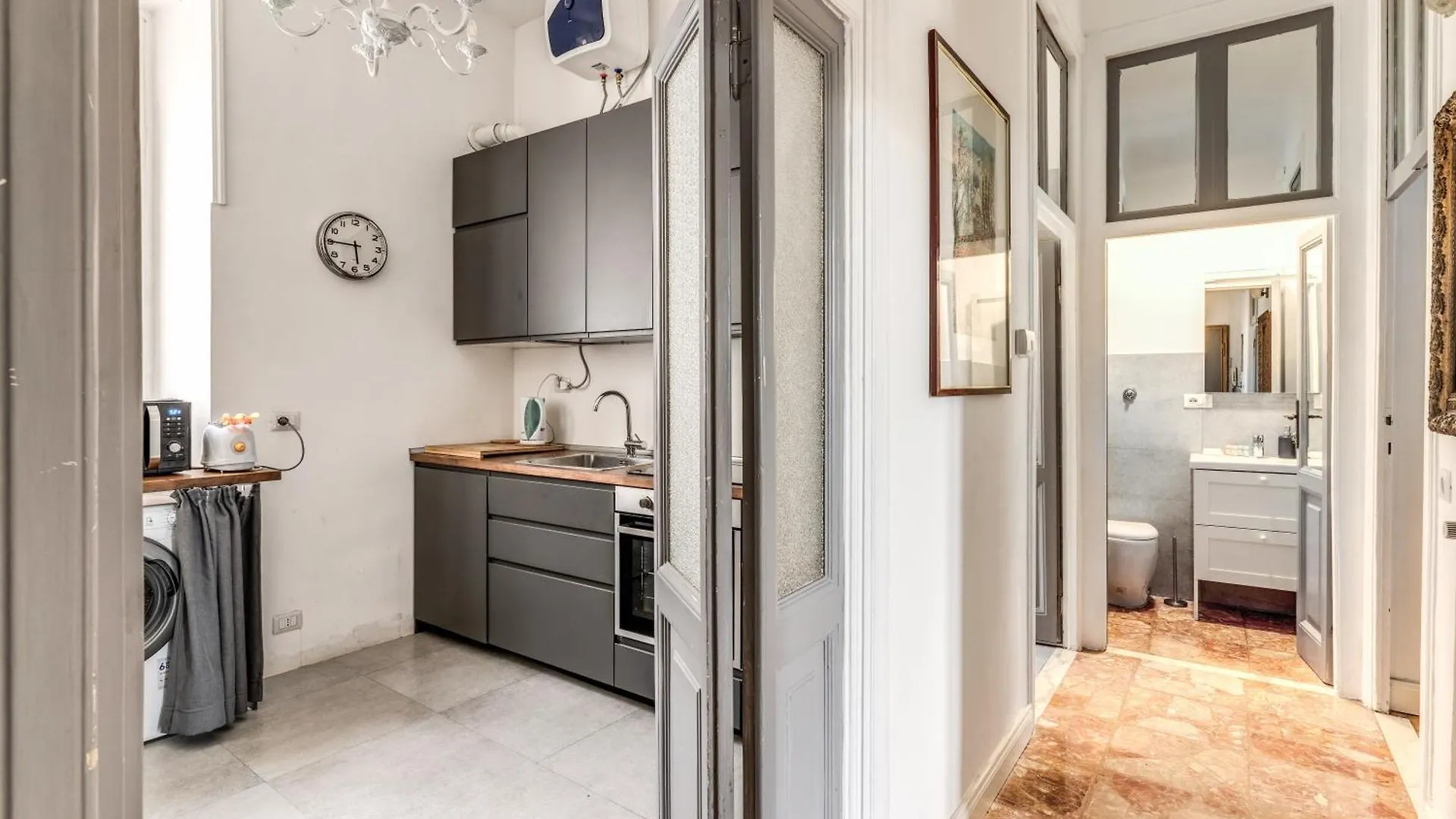 Lovely Renovated Flat By Vatican Rome Apartment