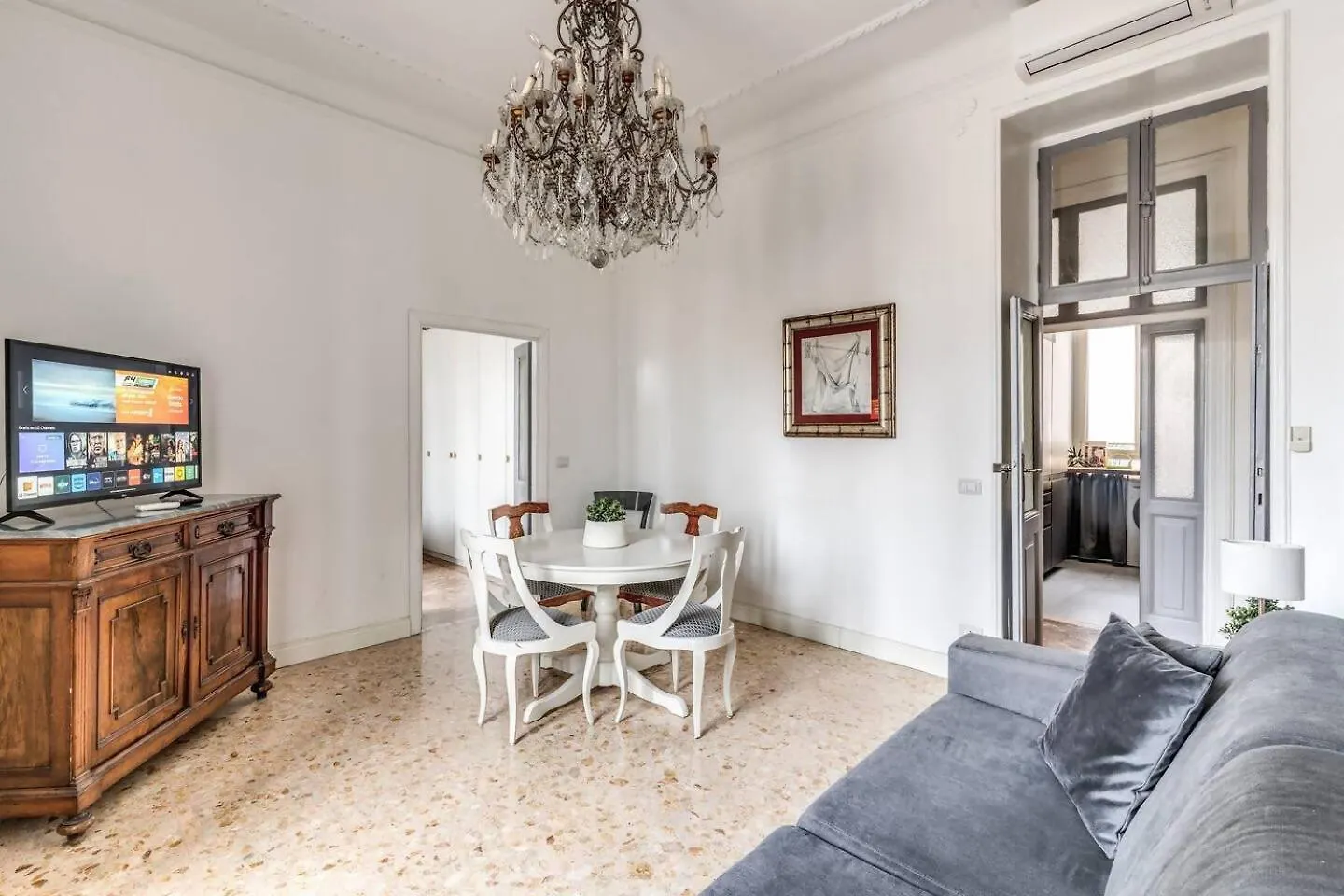 Apartment Lovely Renovated Flat By Vatican Rome Italy