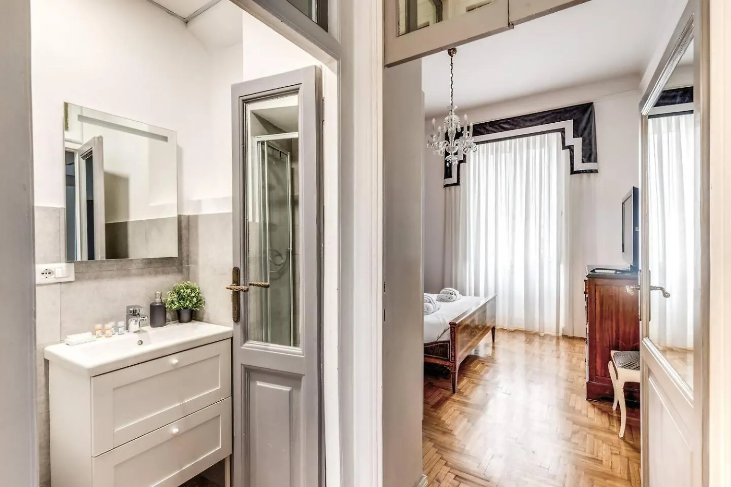 Apartment Lovely Renovated Flat By Vatican Rome
